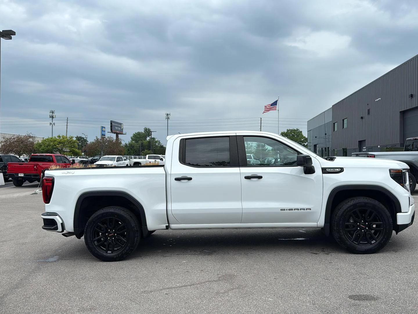 gmc sierra 1500 2024 1GTUUAED1RZ261542 image gmc sierra 1500 2024 1GTUUAED1RZ261542 image
